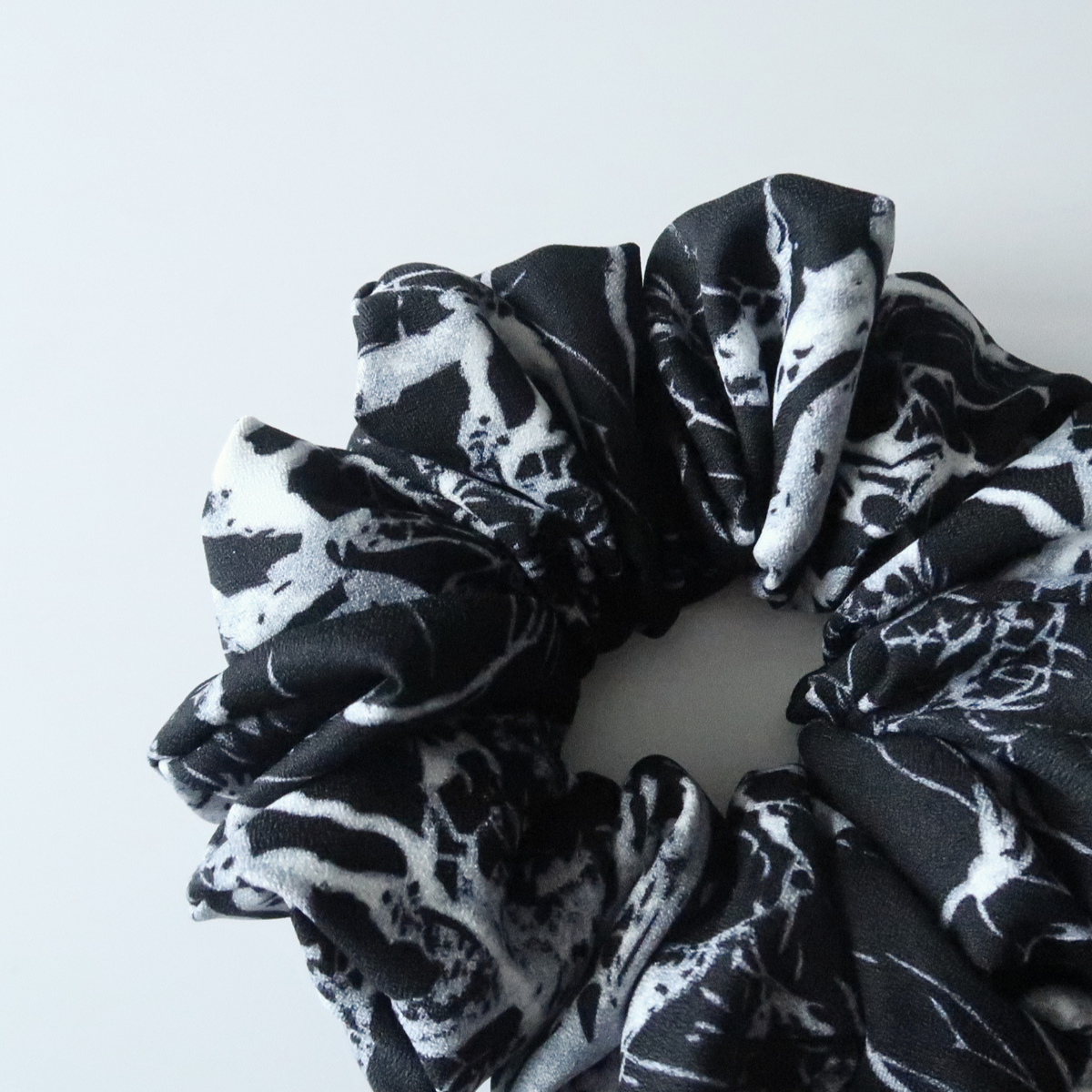 Indra Scrunchie XL + Mini