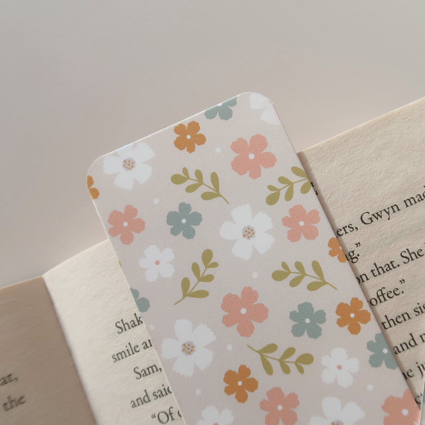 Ditsy Flowers Bookmark