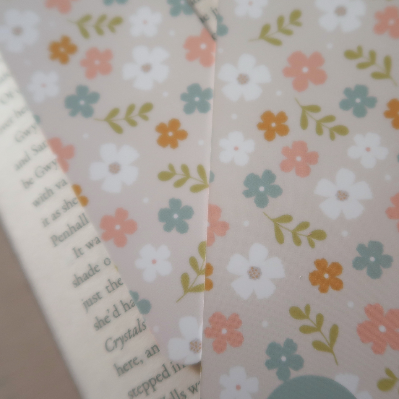 Ditsy Flowers Bookmark