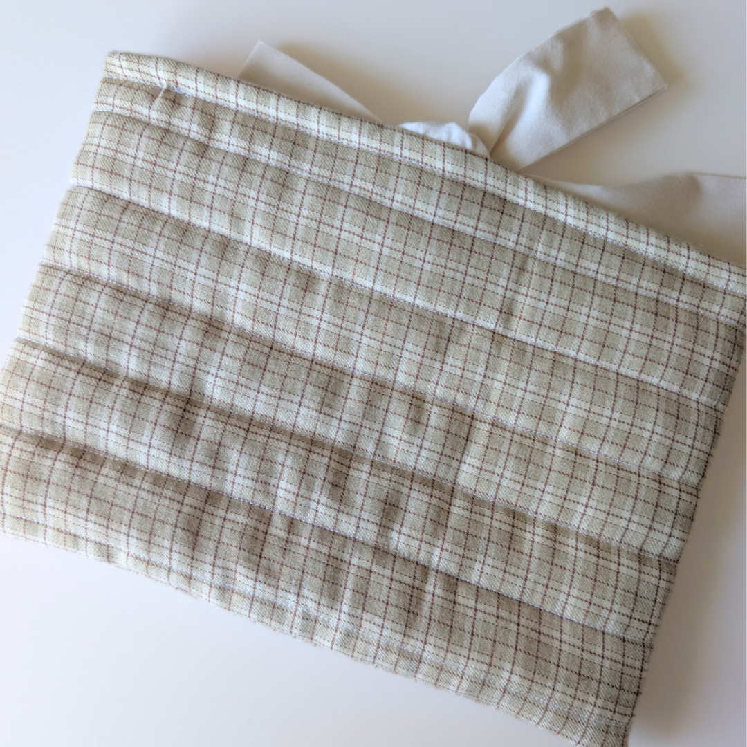 Cream Check Book Sleeve - Medium