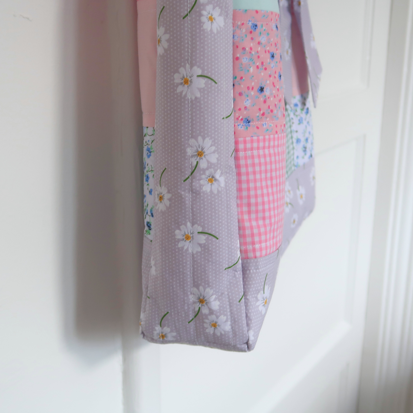 Pastel Picnic Large Tote Bag With Detachable Bow Keychain