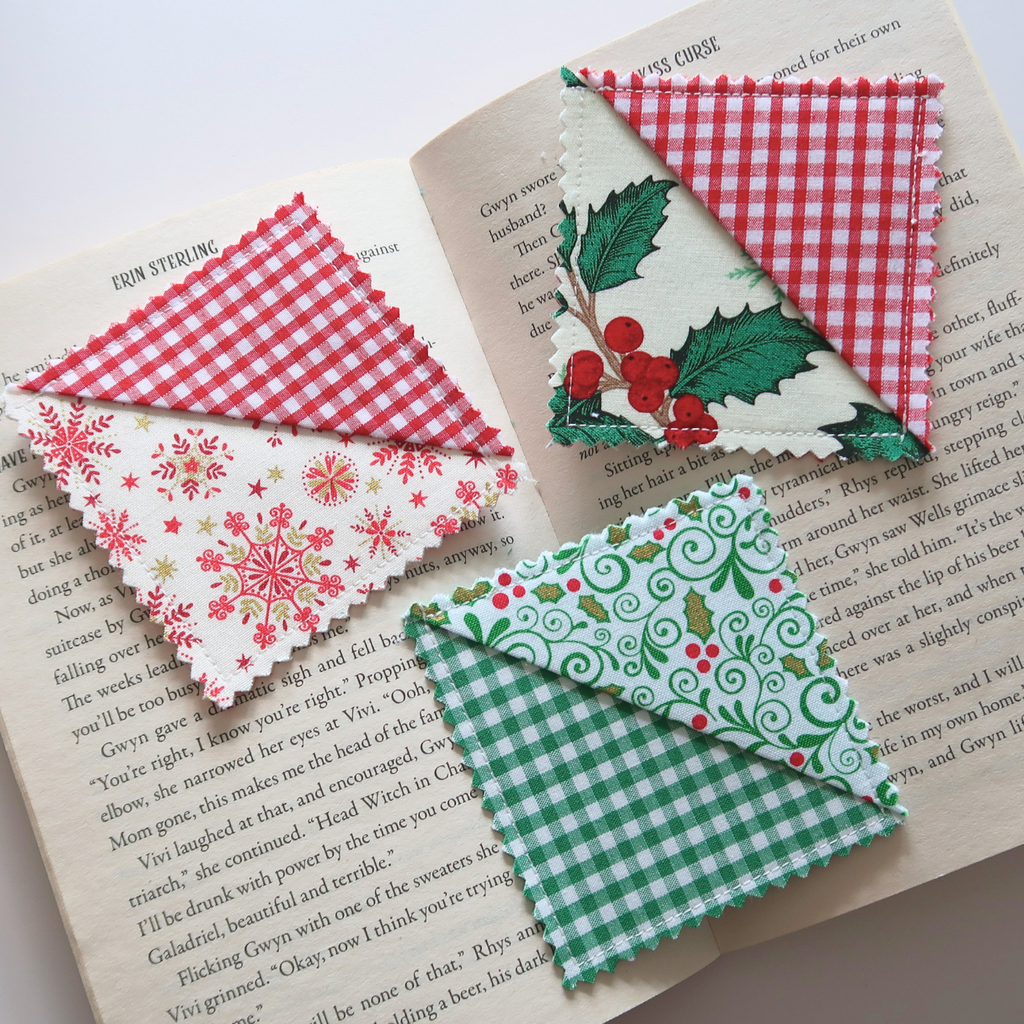 Christmas (1) Corner Bookmarks