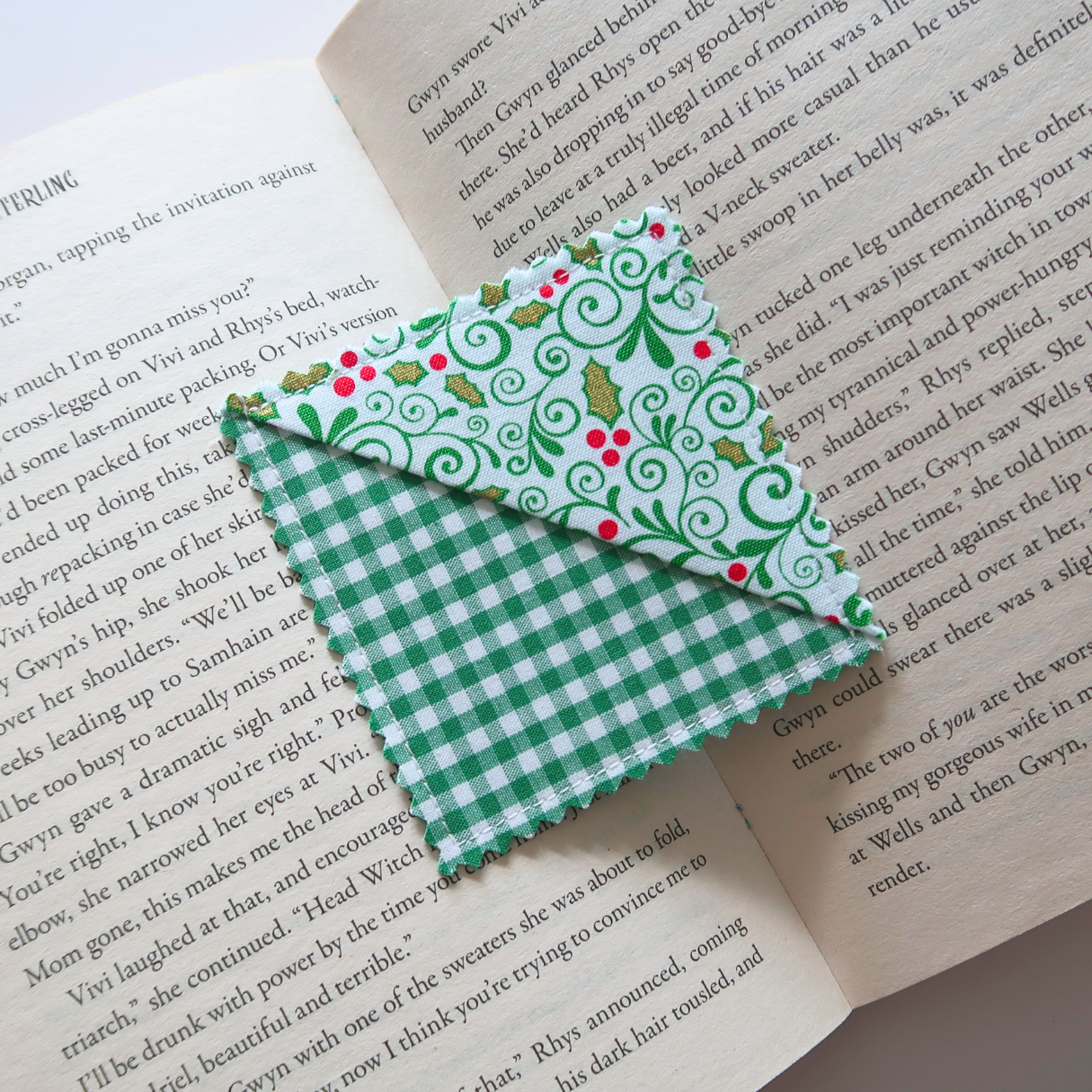 Christmas (1) Corner Bookmarks