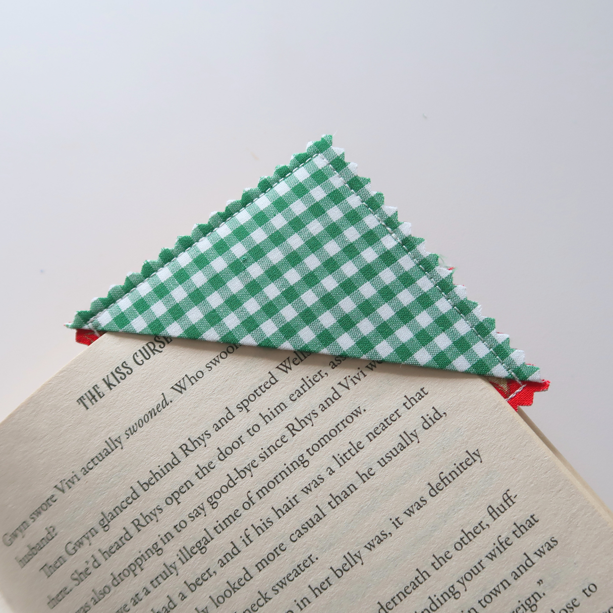 Christmas (3) Corner Bookmarks