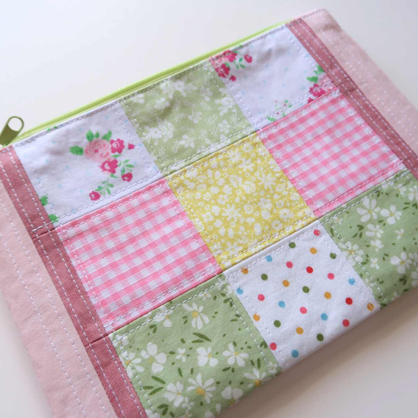 Jolene - Small Patchwork Zipper Pouch