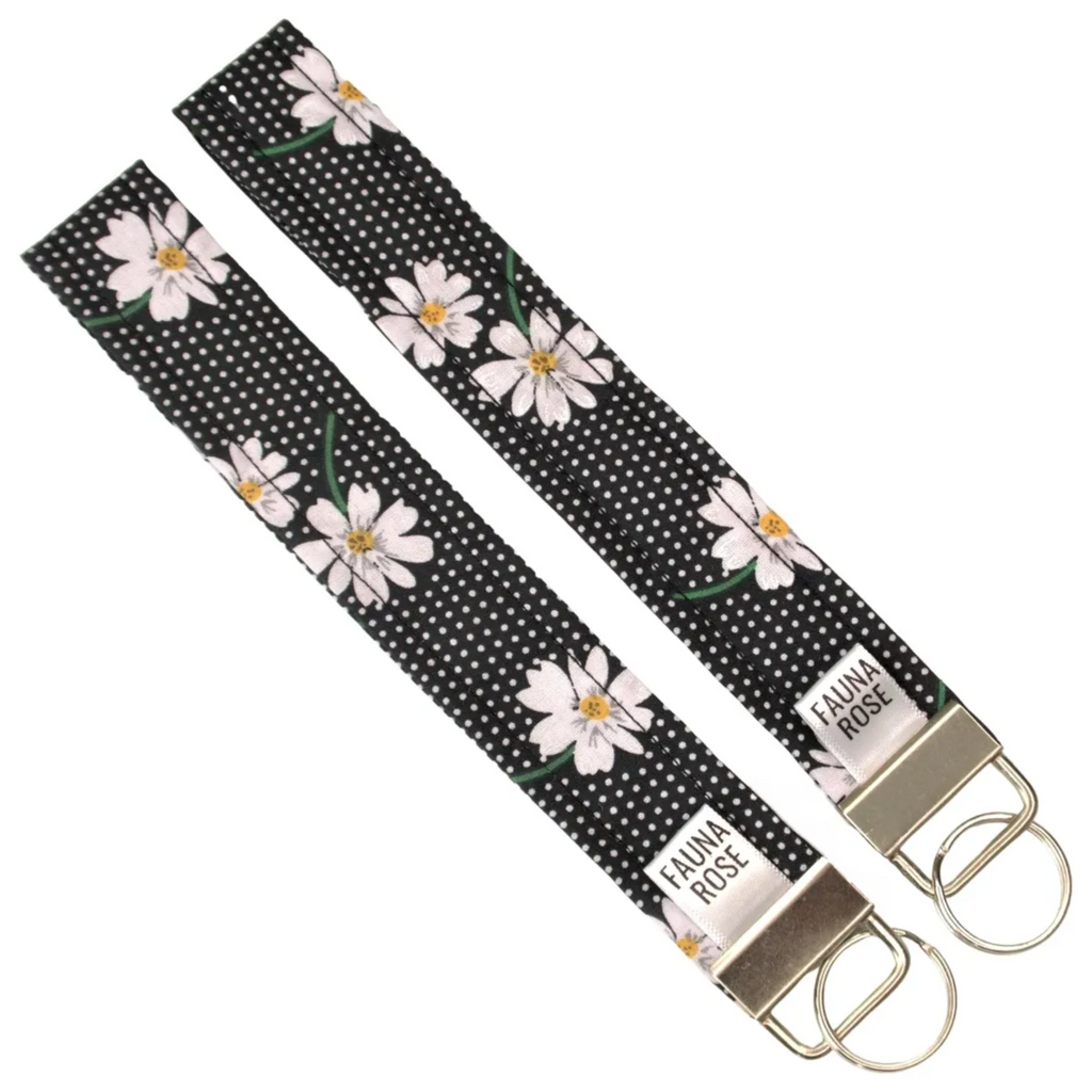 Miss Daisy Wristlet