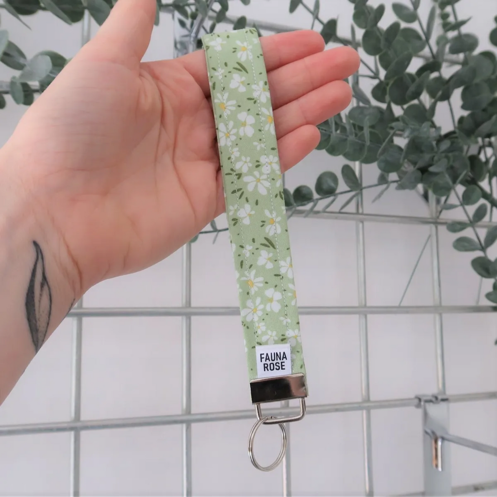 Clover Wristlet