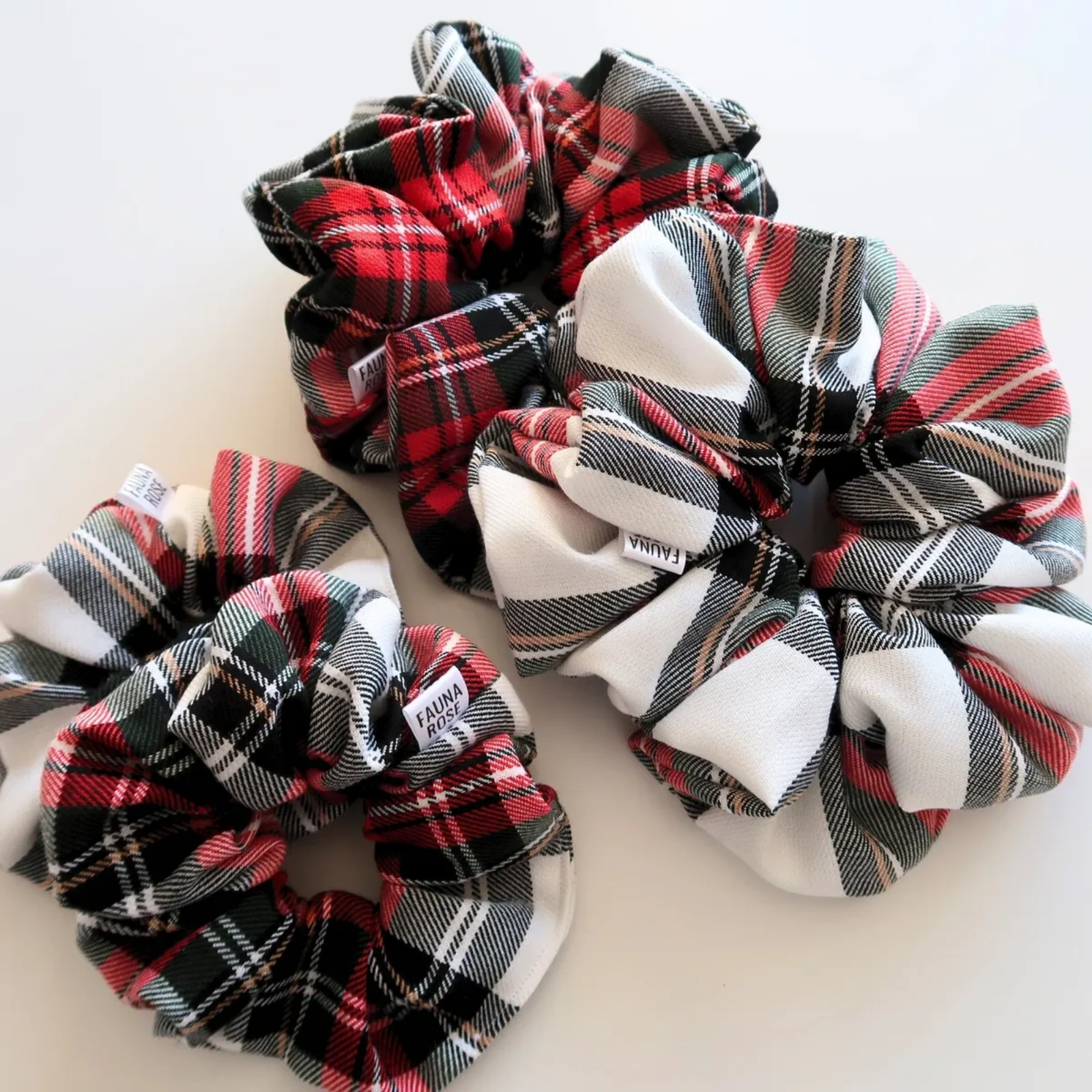 Faith Scrunchie XL + Mini