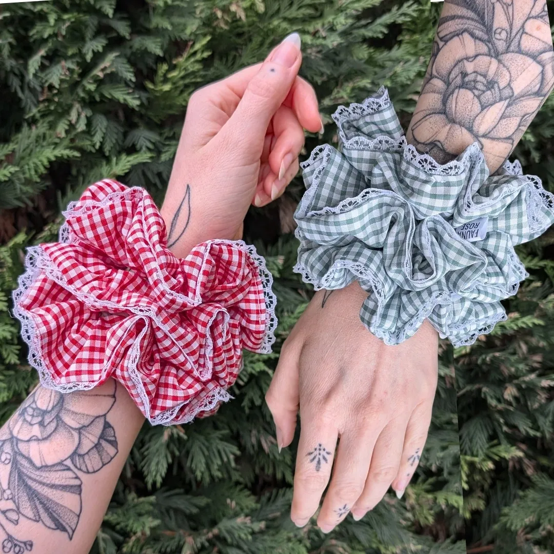Robyn & Ruth Lace Detail Scrunchie