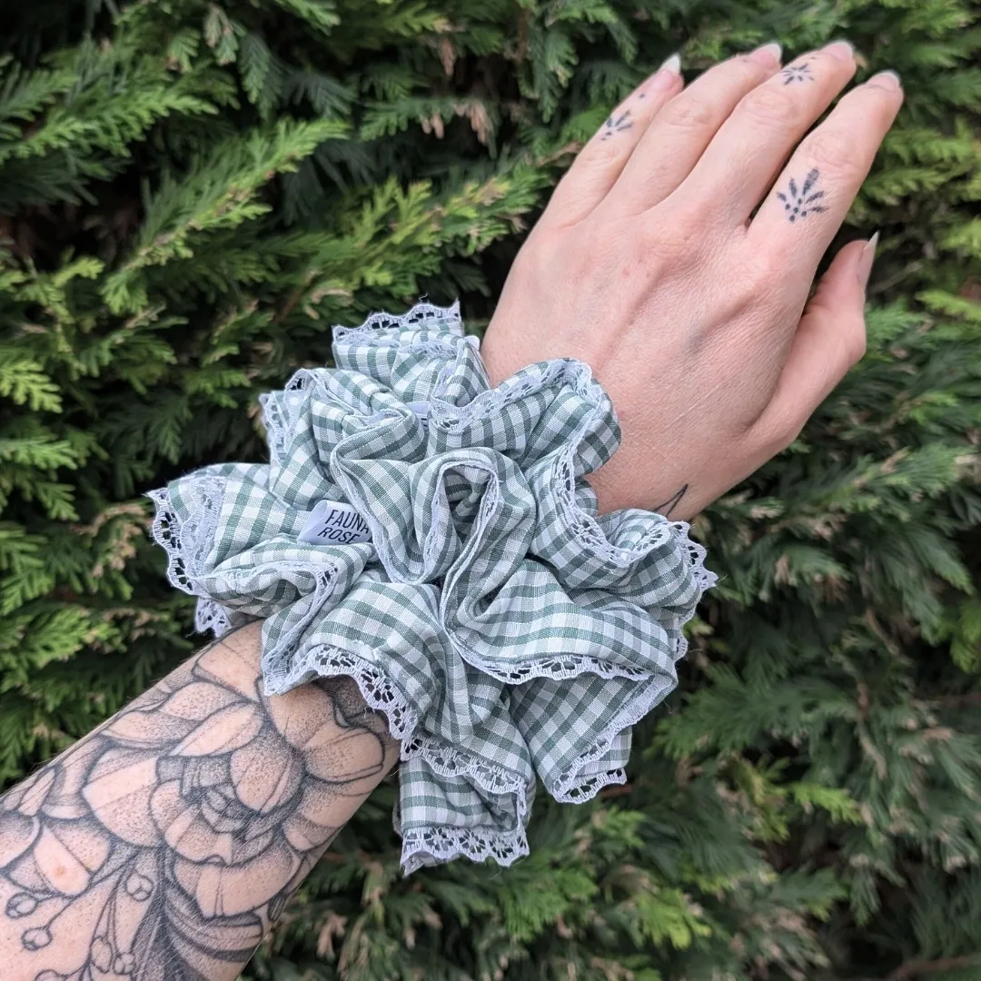 Robyn & Ruth Lace Detail Scrunchie